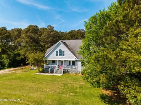126 Narrow Shore Road Aydlett NC 27916