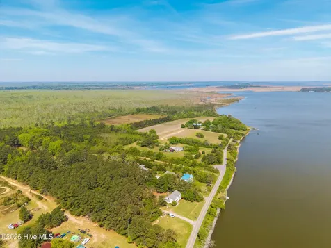 126 Narrow Shore Road Aydlett NC 27916