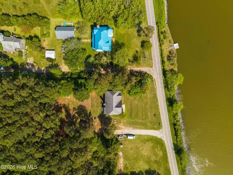 126 Narrow Shore Road Aydlett NC 27916