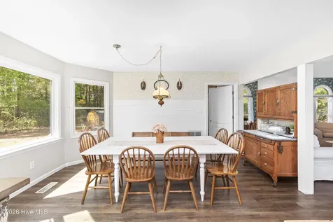 126 Narrow Shore Road Aydlett NC 27916