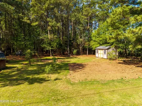 126 Narrow Shore Road Aydlett NC 27916