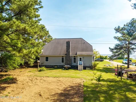 126 Narrow Shore Road Aydlett NC 27916