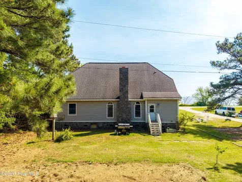 126 Narrow Shore Road Aydlett NC 27916