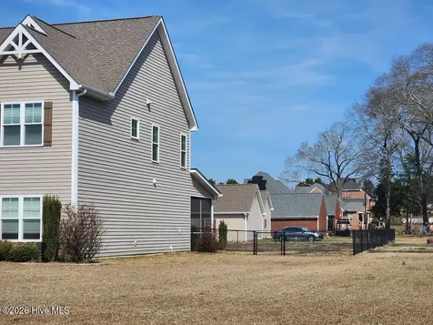 105 E Lake Drive Goldsboro NC 27534