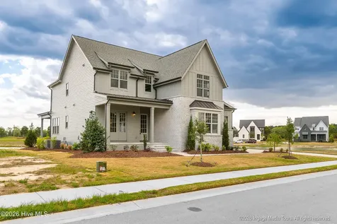 99 Pine Tree Point Snow Hill NC 28580