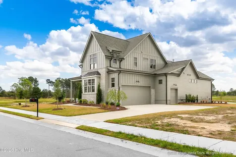 99 Pine Tree Point Snow Hill NC 28580
