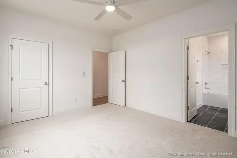 99 Pine Tree Point Snow Hill NC 28580