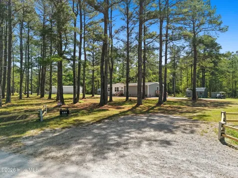428 H Coleman Lane Tabor City NC 28463