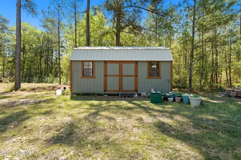 428 H Coleman Lane Tabor City NC 28463