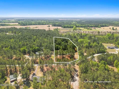 428 H Coleman Lane Tabor City NC 28463