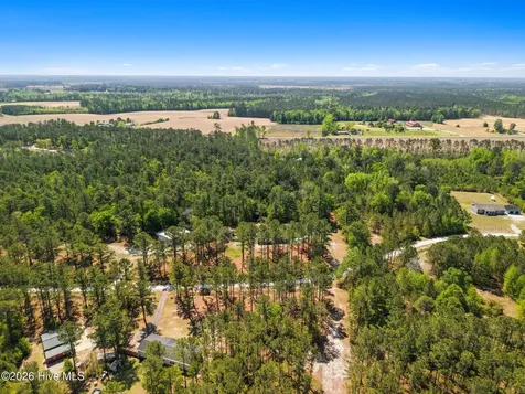 428 H Coleman Lane Tabor City NC 28463