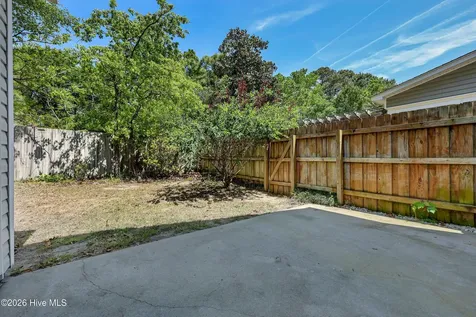 8010 Sweetgrass Court Wilmington NC 28412