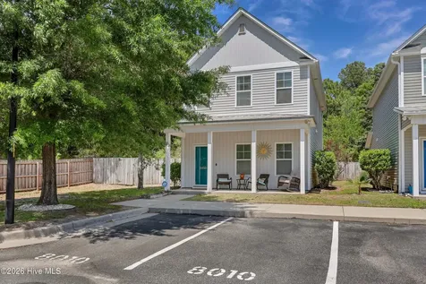 8010 Sweetgrass Court Wilmington NC 28412