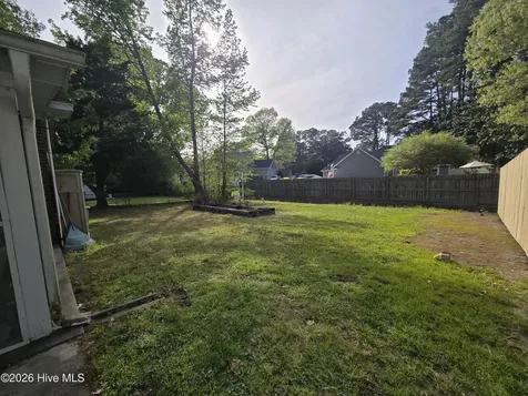 1221 Crescent Drive Elizabeth City NC 27909