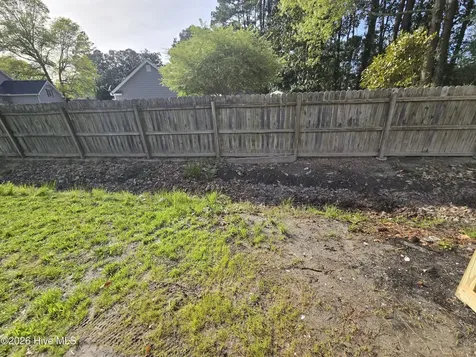 1221 Crescent Drive Elizabeth City NC 27909