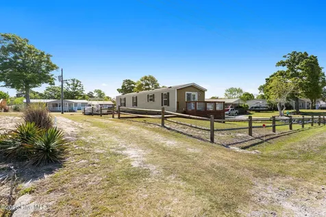 2262 W Tanglewood Drive SW Supply NC 28462