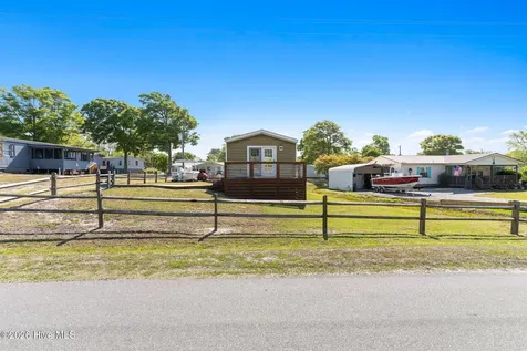 2262 W Tanglewood Drive SW Supply NC 28462