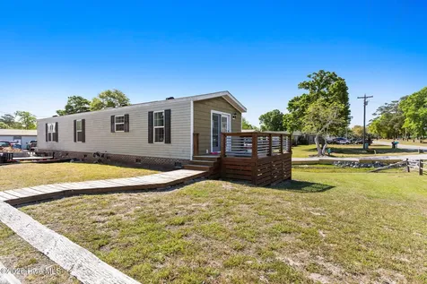 2262 W Tanglewood Drive SW Supply NC 28462