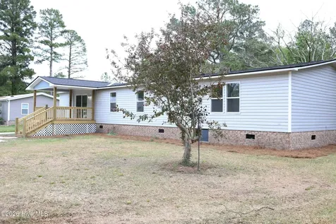 590 Luther Banks Road Richlands NC 28574