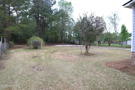 590 Luther Banks Road Richlands NC 28574