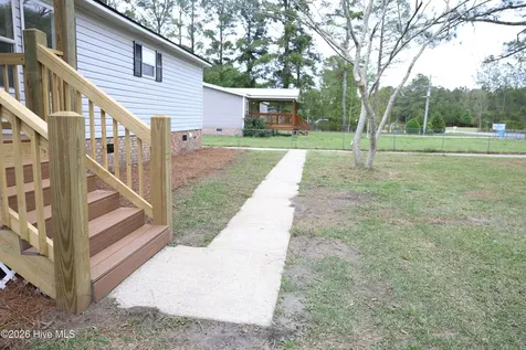 590 Luther Banks Road Richlands NC 28574