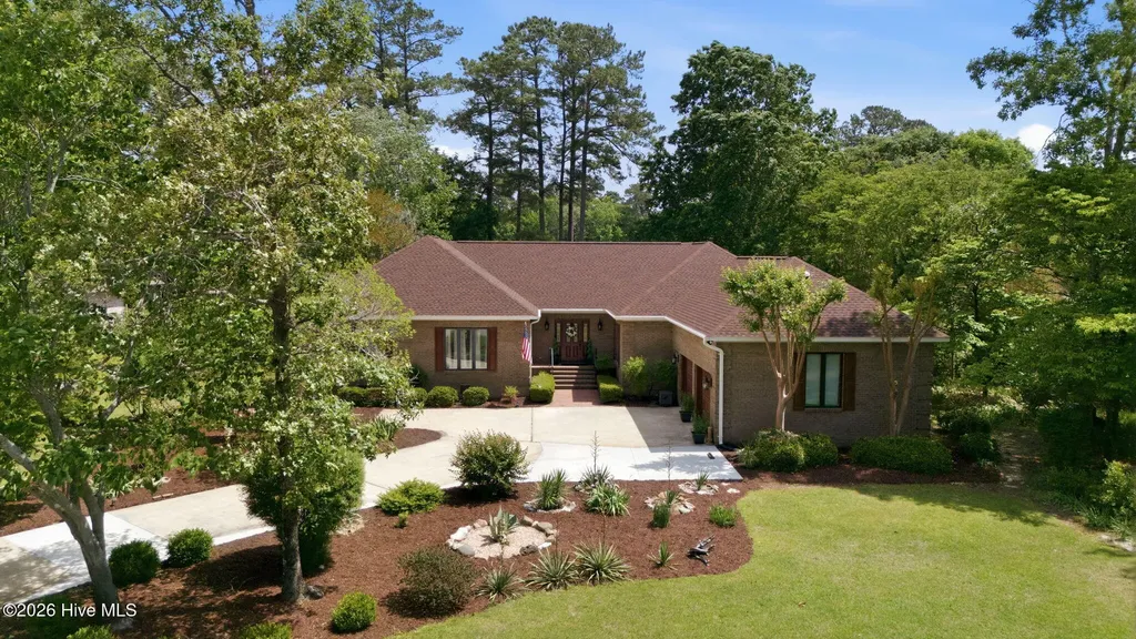 1211 Pine Valley Drive New Bern NC 28562