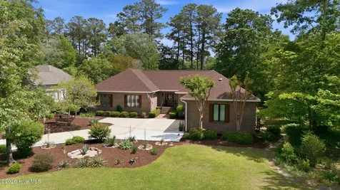 1211 Pine Valley Drive New Bern NC 28562