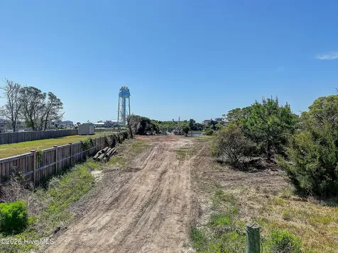 1365 Cedar Landing Road SW Supply NC 28462