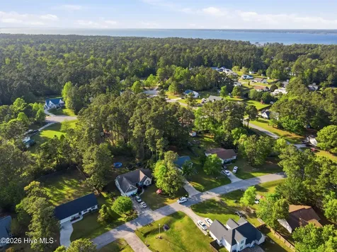 310 Jacqueline Drive Havelock NC 28532