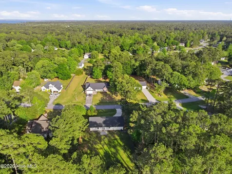 310 Jacqueline Drive Havelock NC 28532
