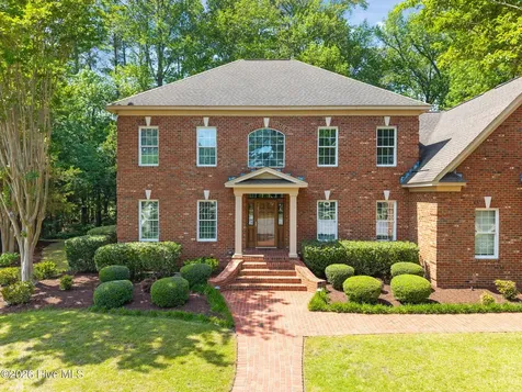 2800 Marylebone Circle Greenville NC 27858