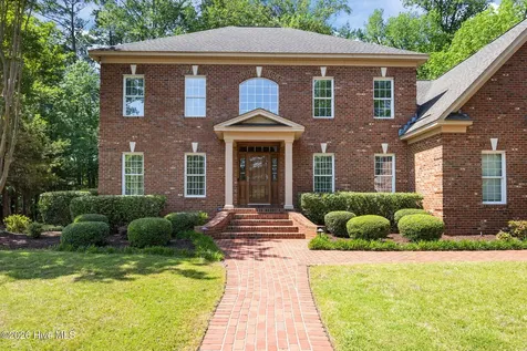 2800 Marylebone Circle Greenville NC 27858