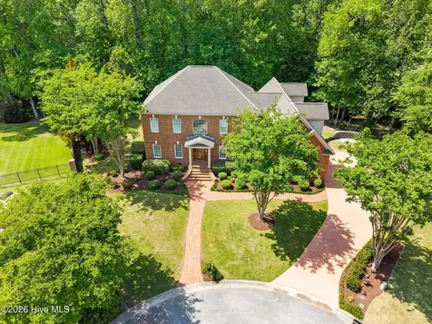 2800 Marylebone Circle Greenville NC 27858