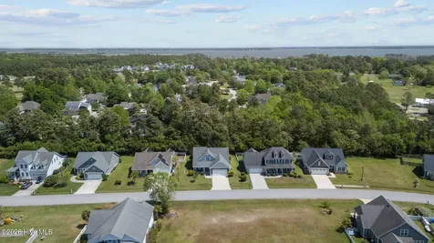 223 Taylorwood Drive Beaufort NC 28516