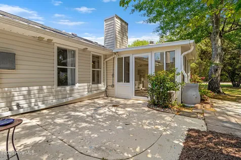 3803 Galantis Drive Morehead City NC 28557
