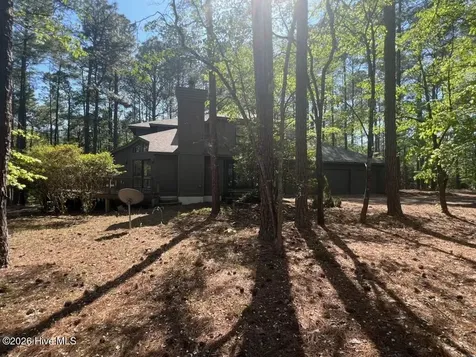 1551 Linden Road Aberdeen NC 28315