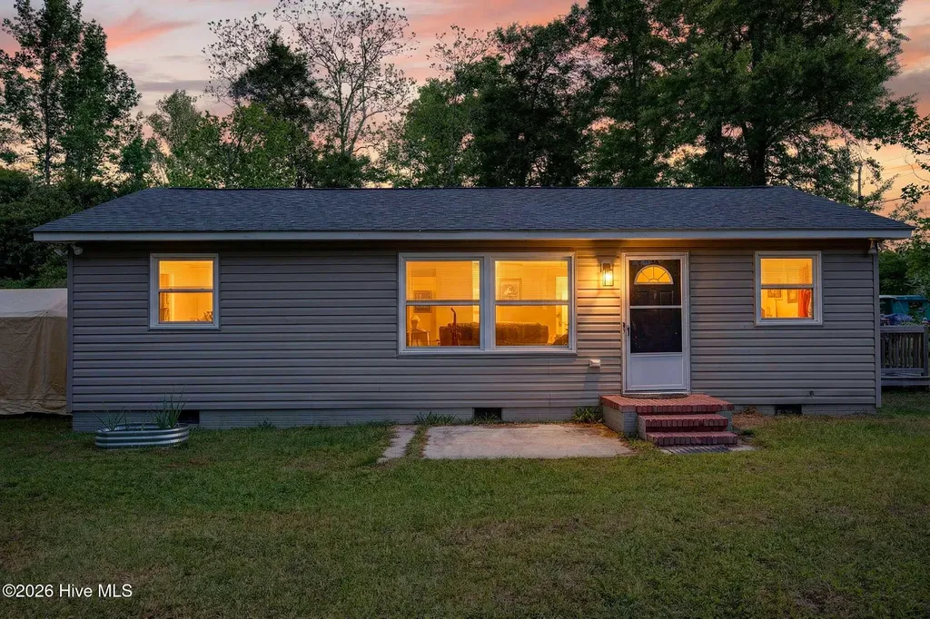 555 Cedar Street Bolton NC 28423