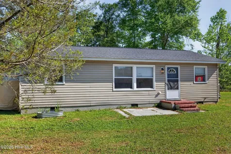555 Cedar Street Bolton NC 28423