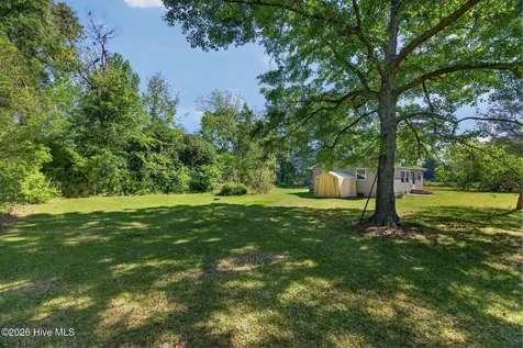 555 Cedar Street Bolton NC 28423