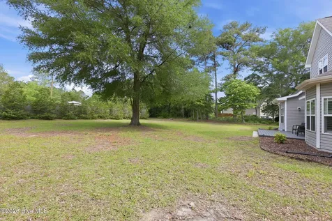 411 Ardan Oaks Circle Cape Carteret NC 28584