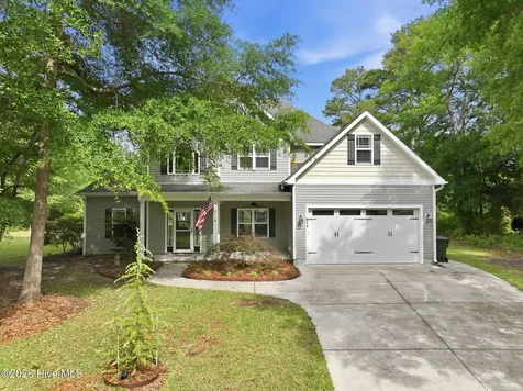 411 Ardan Oaks Circle Cape Carteret NC 28584
