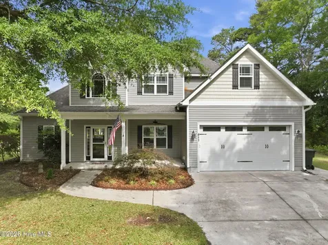 411 Ardan Oaks Circle Cape Carteret NC 28584