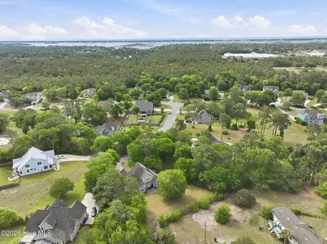 411 Ardan Oaks Circle Cape Carteret NC 28584