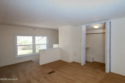 1190 Blue Creek Road Jacksonville NC 28540