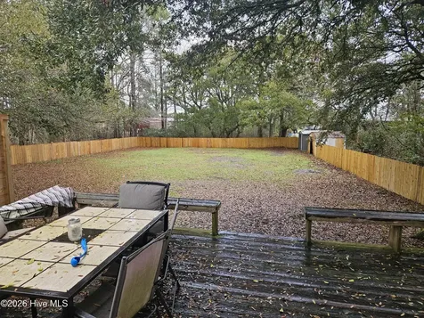 1119 Ccc Road Sneads Ferry NC 28460