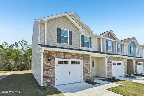 83 Commons View Drive Hampstead NC 28443