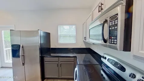 709 Elton Avenue Carolina Beach NC 28428