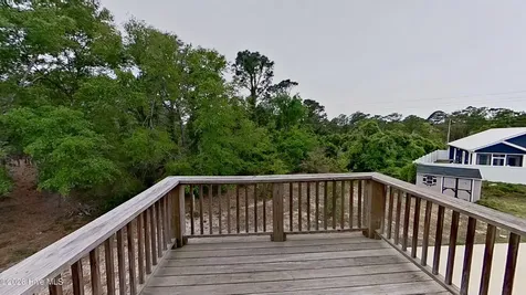 709 Elton Avenue Carolina Beach NC 28428
