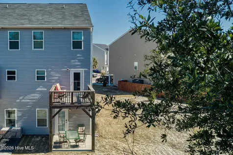 709 Elton Avenue Carolina Beach NC 28428