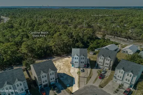 709 Elton Avenue Carolina Beach NC 28428
